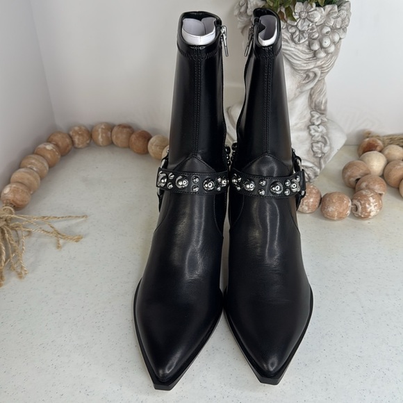 Dolce Vita Azalea Stud Bootie (Women) Black Sz 8 - Picture 3 of 14